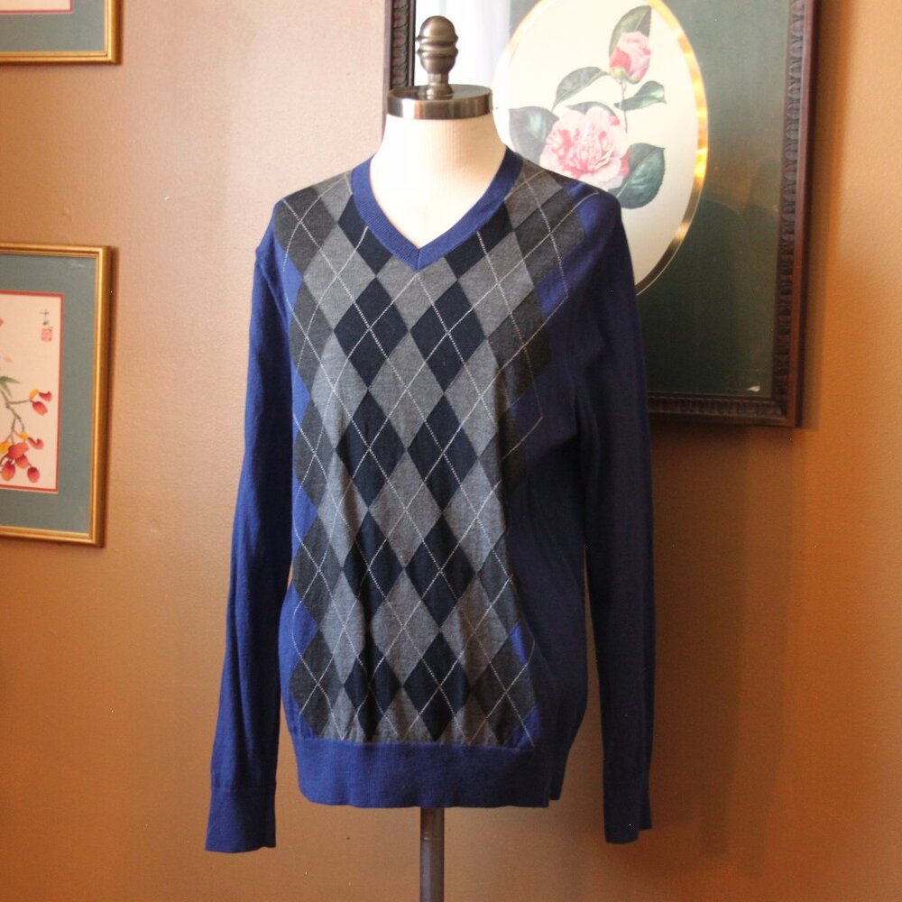 100% Merino Wool Argyle V-Neck Sweater